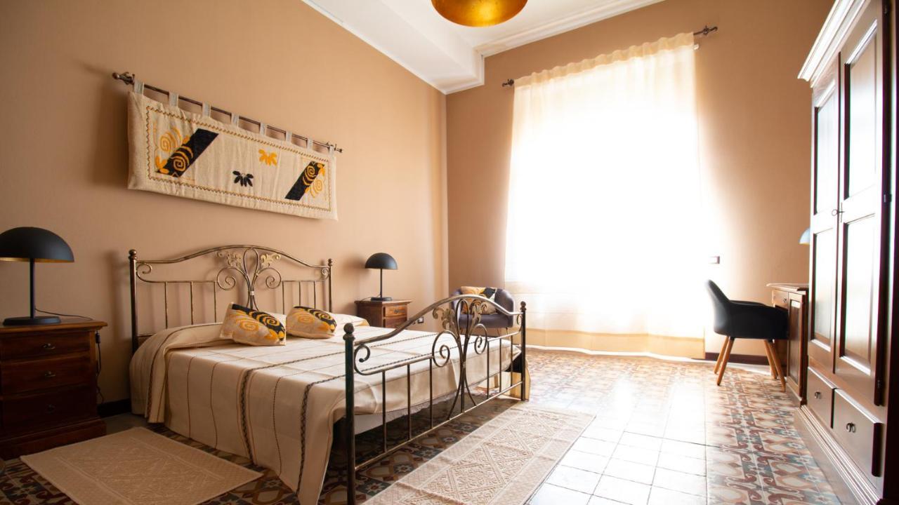 Sardinianworld - Cocco E Dessi Home Oristano Exterior foto